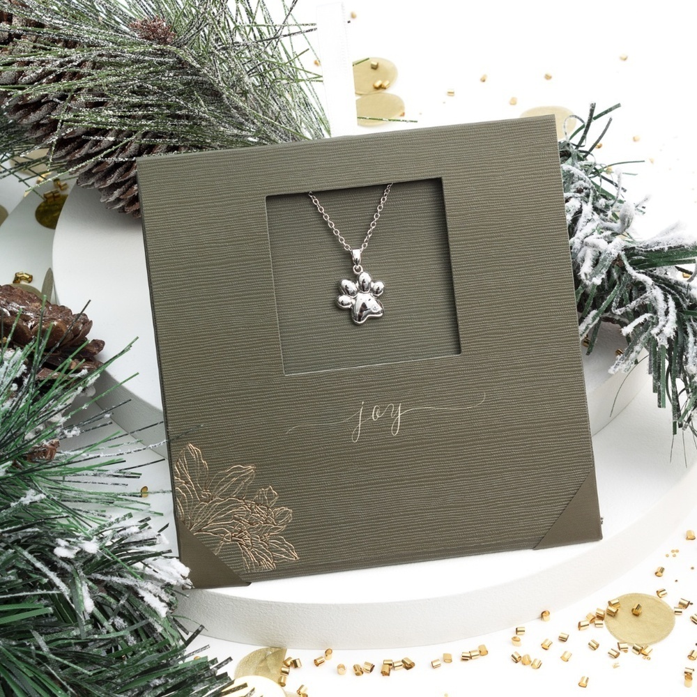 Paw Print Pendant Necklace – NWT – 18 Inch Chain – Pet Lover Christmas Gift Orna